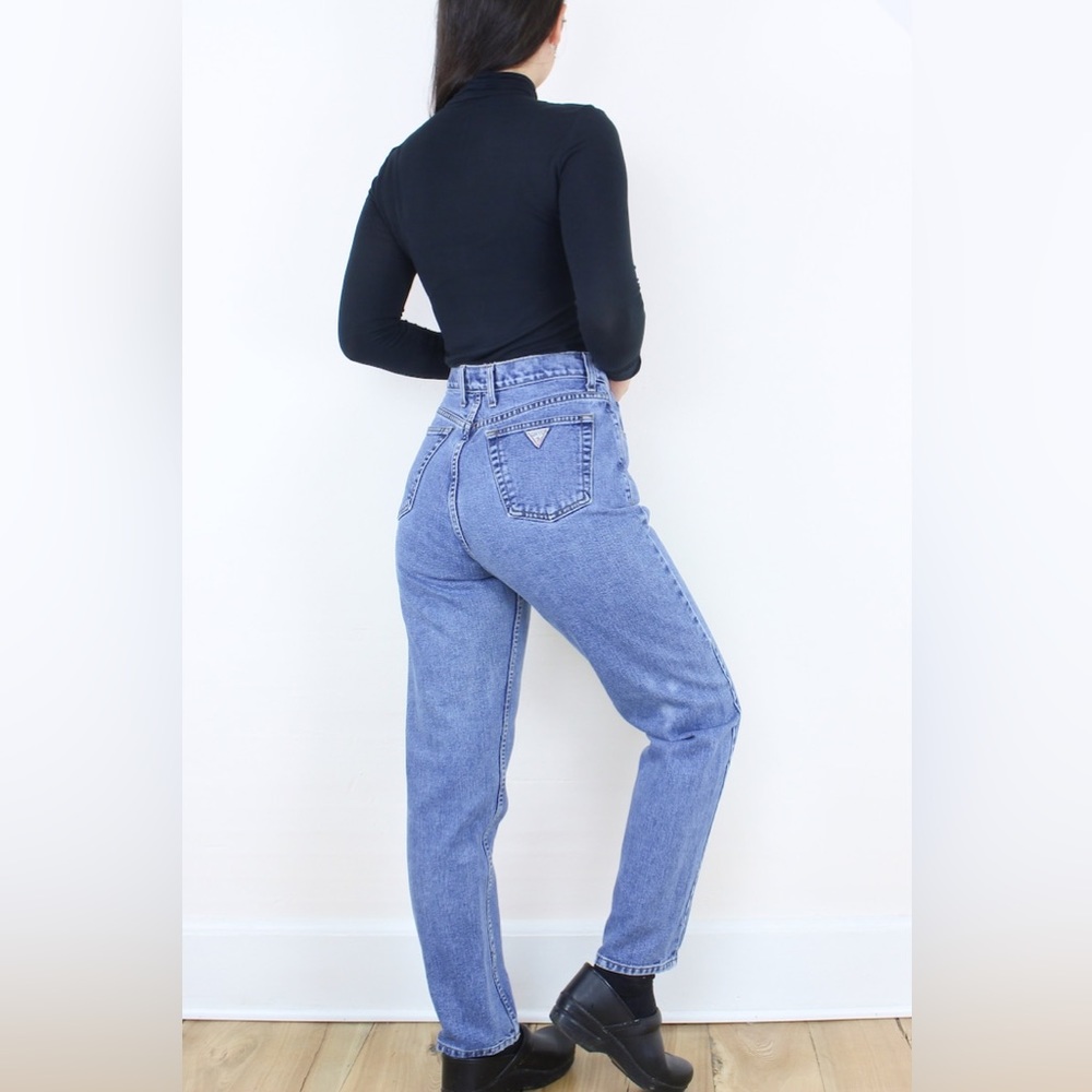 Vintage Guess Jeans (High-rise/mom jeans)
